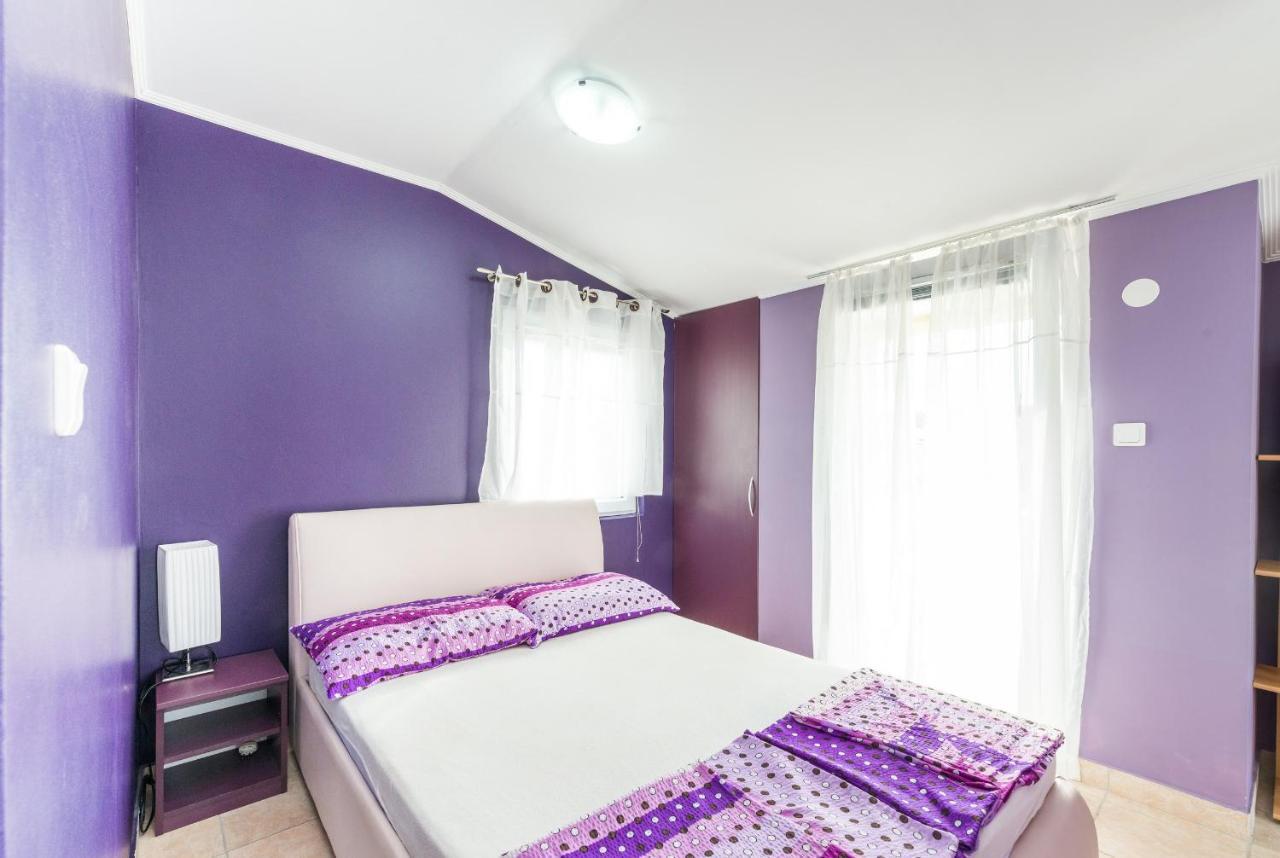 Apartments Mahnet Vir Δωμάτιο φωτογραφία